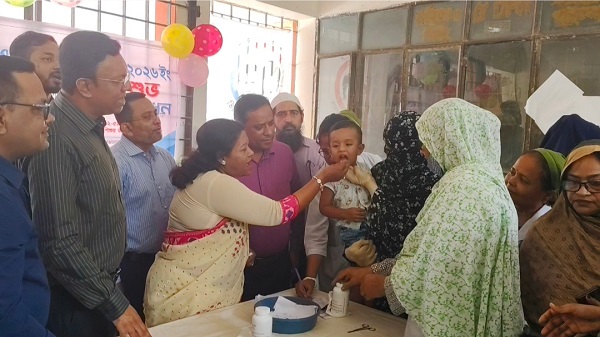 মাদারীপুরে জাতীয় ভিটামিন ‘এ’ প্লাস ক্যাম্পেইন উদ্বোধন