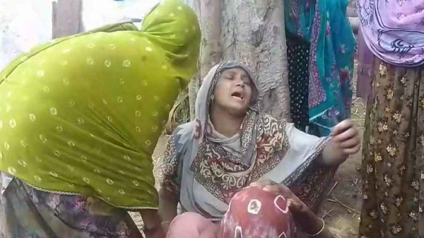 বৃদ্ধকে পিটিয়ে হত্যার অভিযোগে আটক ৪