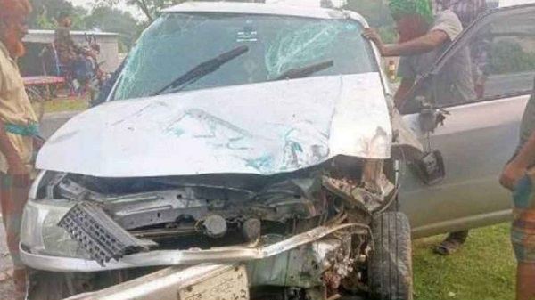 শেষবারের মতো মাকে দেখতে যাওয়ার পথে প্রাণ গেল মেয়ের