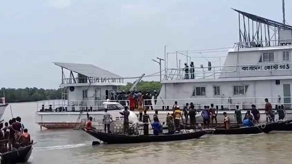সুন্দরবনে কোস্ট গার্ড স্টেশনে দুর্বৃত্তের হামলা