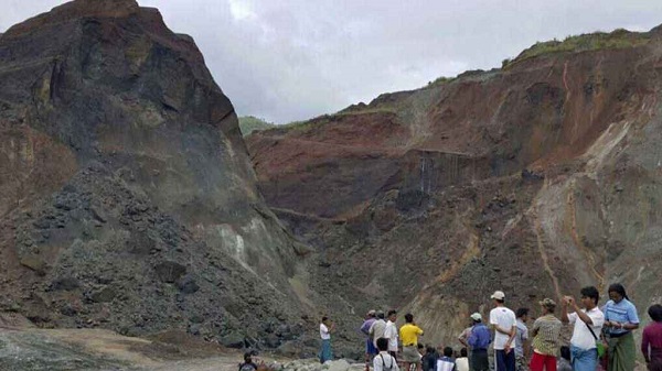 মিয়ানমারে পাথরের খনিতে ভূমিধস, নিহত ৫ 
