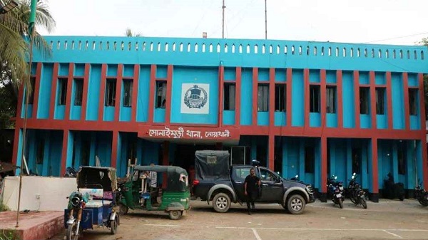 ধূমপানে মুরুব্বিদের বাধা, ছাত্রলীগ নেতার গুলিতে আহত ৬