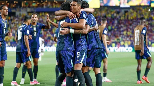 বিশ্বকাপে নিষেধাজ্ঞার শঙ্কায় ব্রাজিলের তিন ফুটবলার