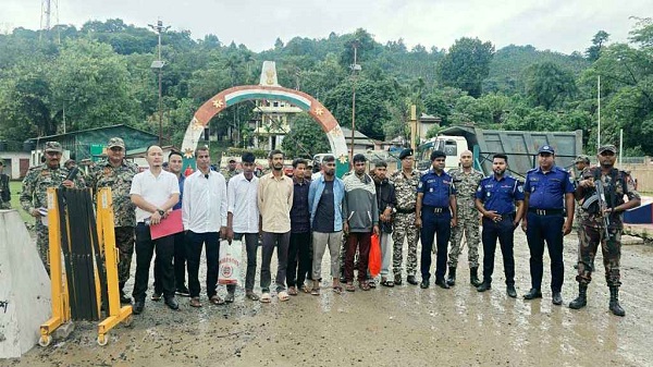 ভারতে সাজাভোগ শেষে ফিরলেন ৭ বাংলাদেশি