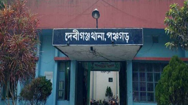 ঘরের বেড়া কেটে ঢুকে মামী-ভাগনিকে দলবদ্ধ ধর্ষণ