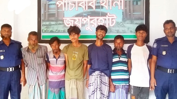পাঁচবিবিতে পুলিশের বিশেষ অভিযানে ৬ মাদক কারবারি গ্রেফতার