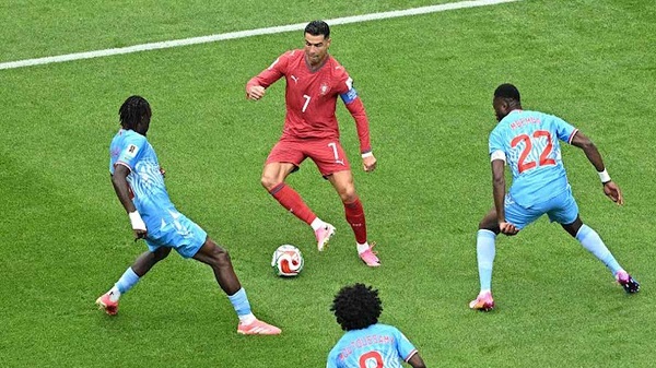 মেসিকে ছোঁয়ার পর নতুন রেকর্ড গড়লেন রোনালদো