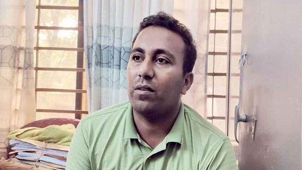ভৈরবে ঘুষ লেনদেনের সময় হাতেনাতে আটক অডিট কর্মকর্তা