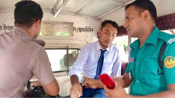 রাজশাহী কলেজে ভাইভা দিতে এসে সাবেক ছাত্রলীগ নেতা আটক