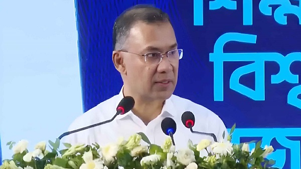 গণতান্ত্রিক বাংলাদেশ গঠনে ঘুরে দাঁড়ানোর সময় এসেছে: প্রধানমন্ত্রী