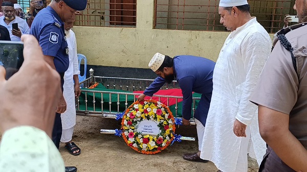 রাষ্ট্রীয় মর্যাদায় দাফন সম্পন্ন বীর মুক্তিযোদ্ধা শাহাবুদ্দিন ভূইয়ার
