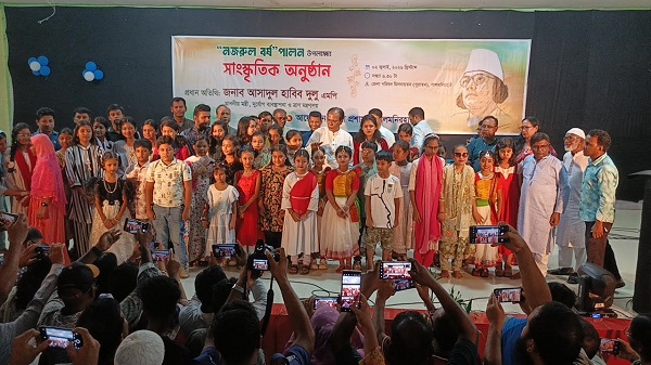 লালমনিরহাটে বর্ণিল আয়োজনে ‘নজরুল বর্ষ’ উদযাপিত