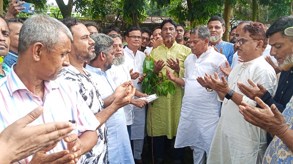 দিনাজপুরে কৃষকদলের উদ্যোগে ৮ লাখ বৃক্ষরোপণ কর্মসূচির উদ্বোধন