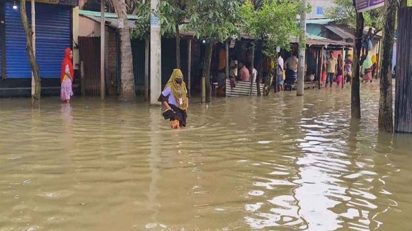 পানিবাহিত রোগের শঙ্কায় আতঙ্কে এলাকাবাসী