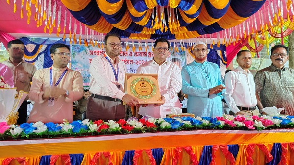 ঝাউডাঙ্গা কলেজে খালেদা জিয়ার স্মরণে মসজিদ নির্মাণের ঘোষণা হাবিবের