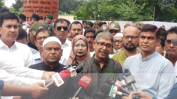 জুলাই সনদ বাস্তবায়ন হবেই ; রংপুরে মুক্তিযুদ্ধ বিষয়ক মন্ত্রী আহমেদ আযম খান