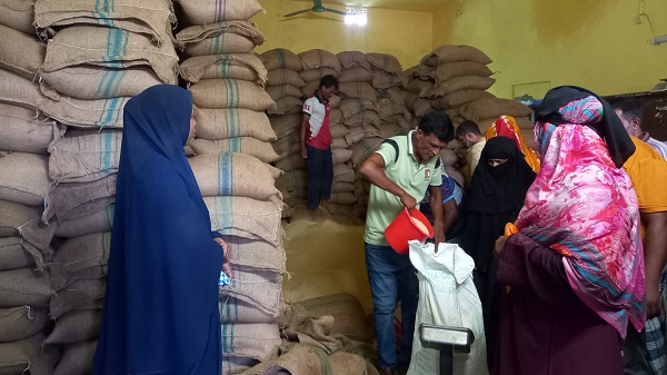 কলমাকান্দায় ডেপুটি স্পিকারের তত্ত্বাবধানে মানবিক সহায়তা প্রদান