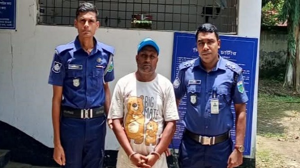 আত্রাইয়ে কমিউনিটি ক্লিনিকে শিশু ধ’র্ষ’ণ চেষ্টা মামলায় ওই ক্লিনিকের সিএইচসিপি গ্রেপ্তার