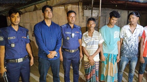 সাতকানিয়ায় মাদকবিরোধী অভিযানে ৪ জনের কারাদণ্ড ও জরিমানা