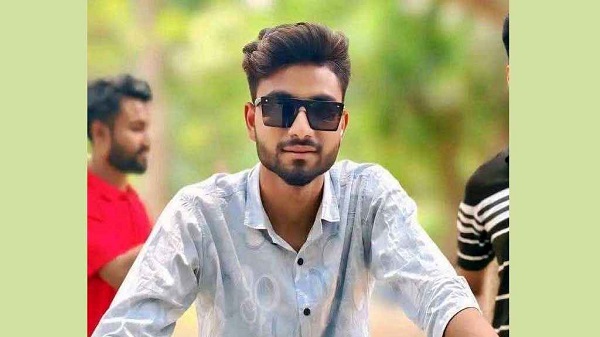 প্রবাসীর স্ত্রীর ঘরে মিলল যুবকের মরদেহ