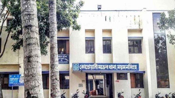 এইচএসসি পরীক্ষা শুরুর ৪ ঘণ্টা আগে ছাদ থেকে লাফিয়ে পরীক্ষার্থীর আত্মহত্যা