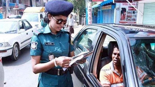ট্রাফিক আইন লঙ্ঘনে দুইদিনে ডিএমপির ২৮৩৬ মামলা