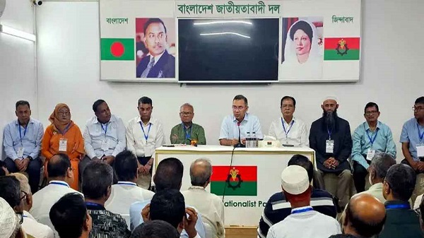 প্রধানমন্ত্রীর সঙ্গে বিএনপির রংপুর বিভাগীয় নেতাদের বৈঠক