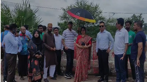 সাতক্ষীরায় জলাবদ্ধতা নিরসনে খাল থেকে অবৈধ নেট-পাটা অপসারণ অভিযান শুরু